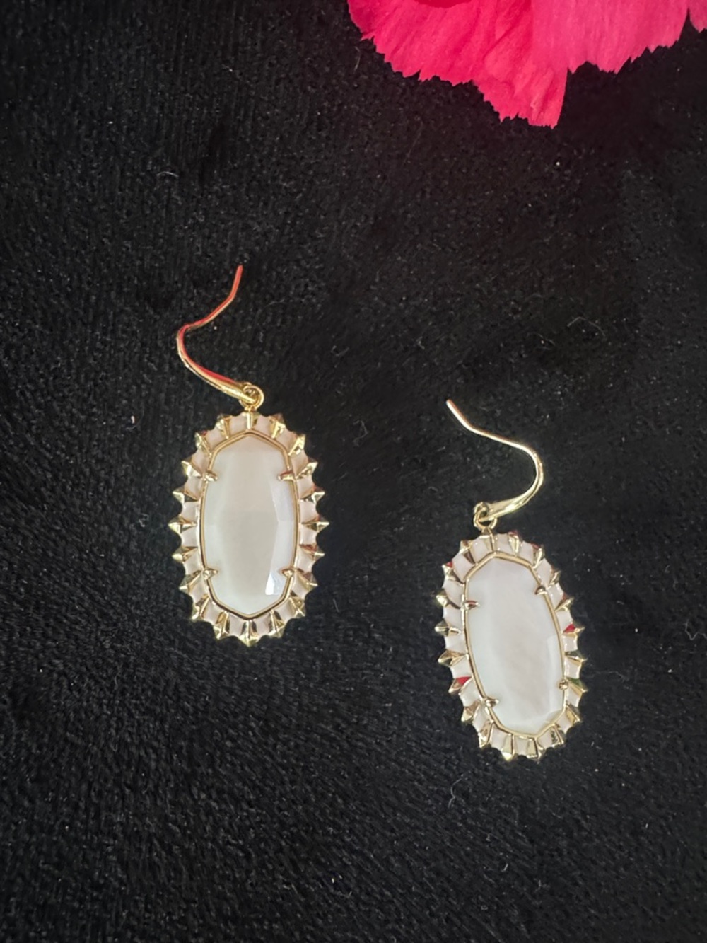 Kendra Scott Gold Frame White Stone Drop Earrings